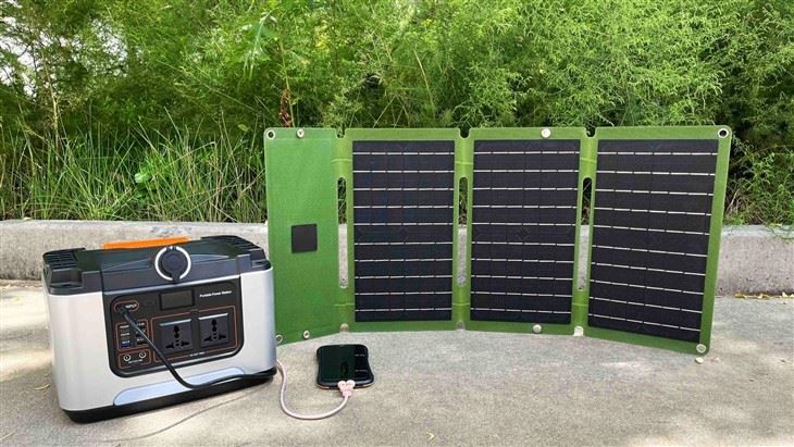 Prijenosna solarna ploča 30W